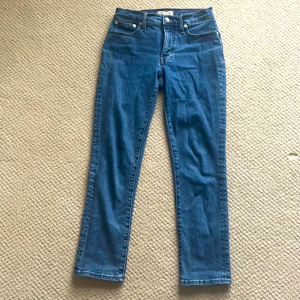 Madewell The Mid-Rise Perfect Vintage Jean in size 24
